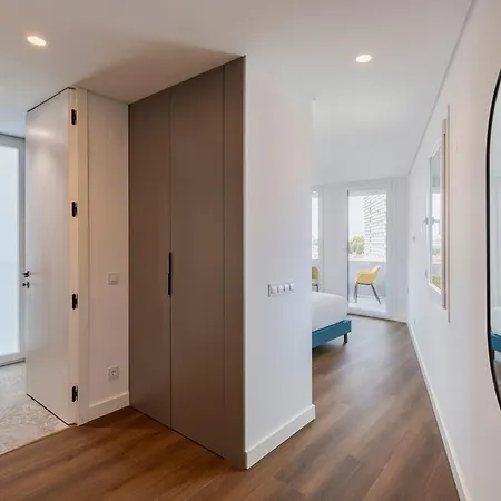 Penthouse 9 *