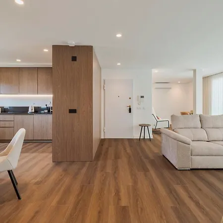 Penthouse 9 *